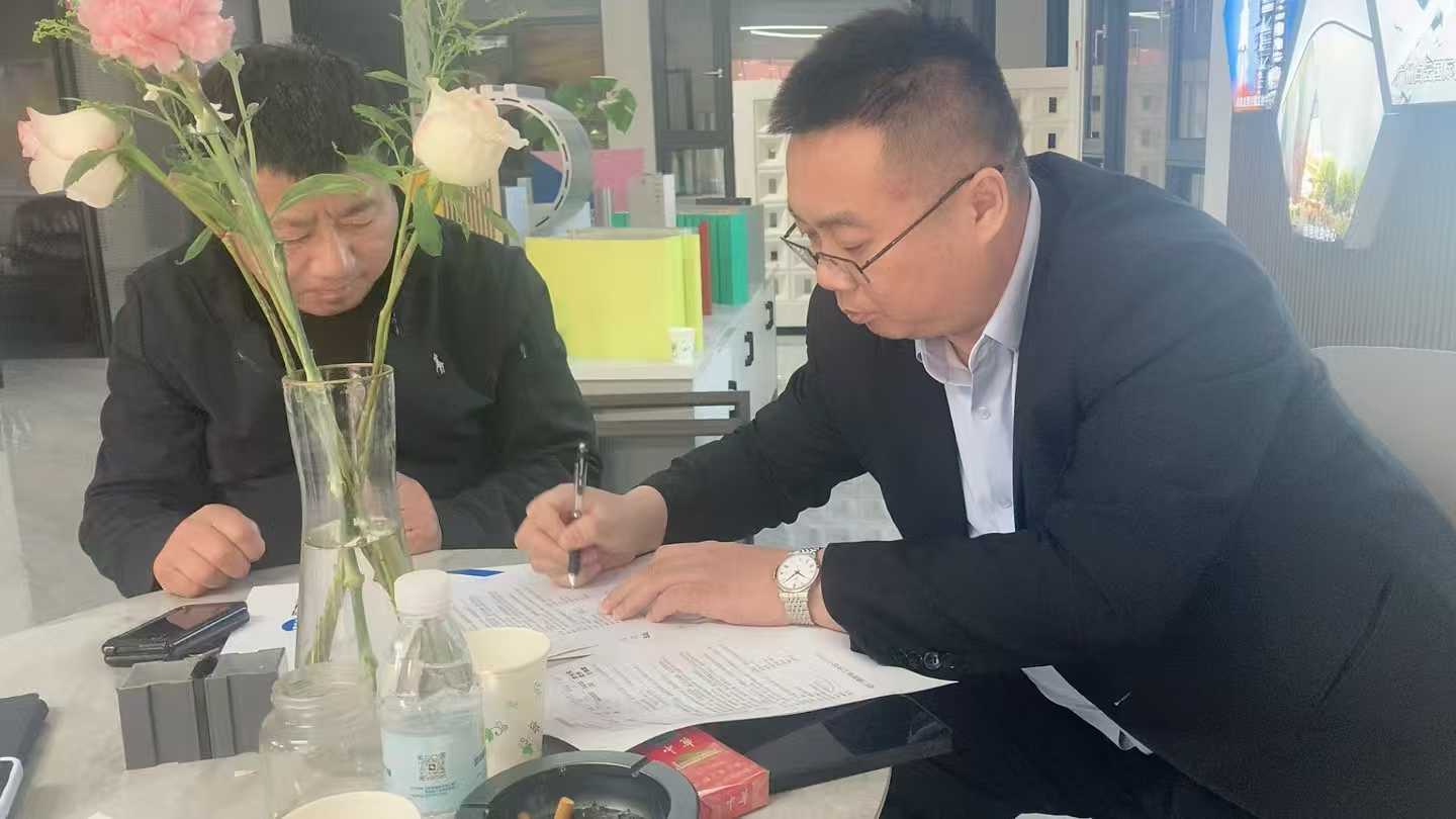 赋能智造新征程 淮安烨暄铝业喜提蔚克数控 W7P 锯铣工作站