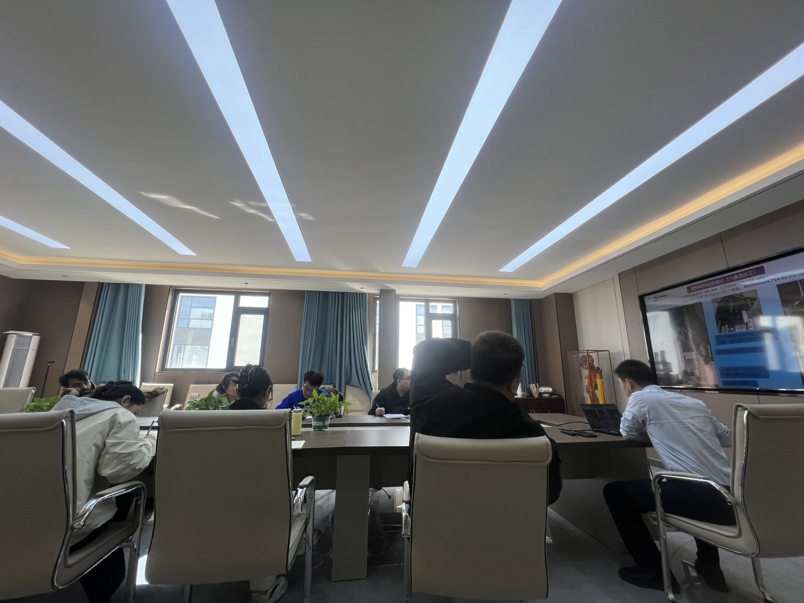 蔚克数控以培训赋能高质量发展